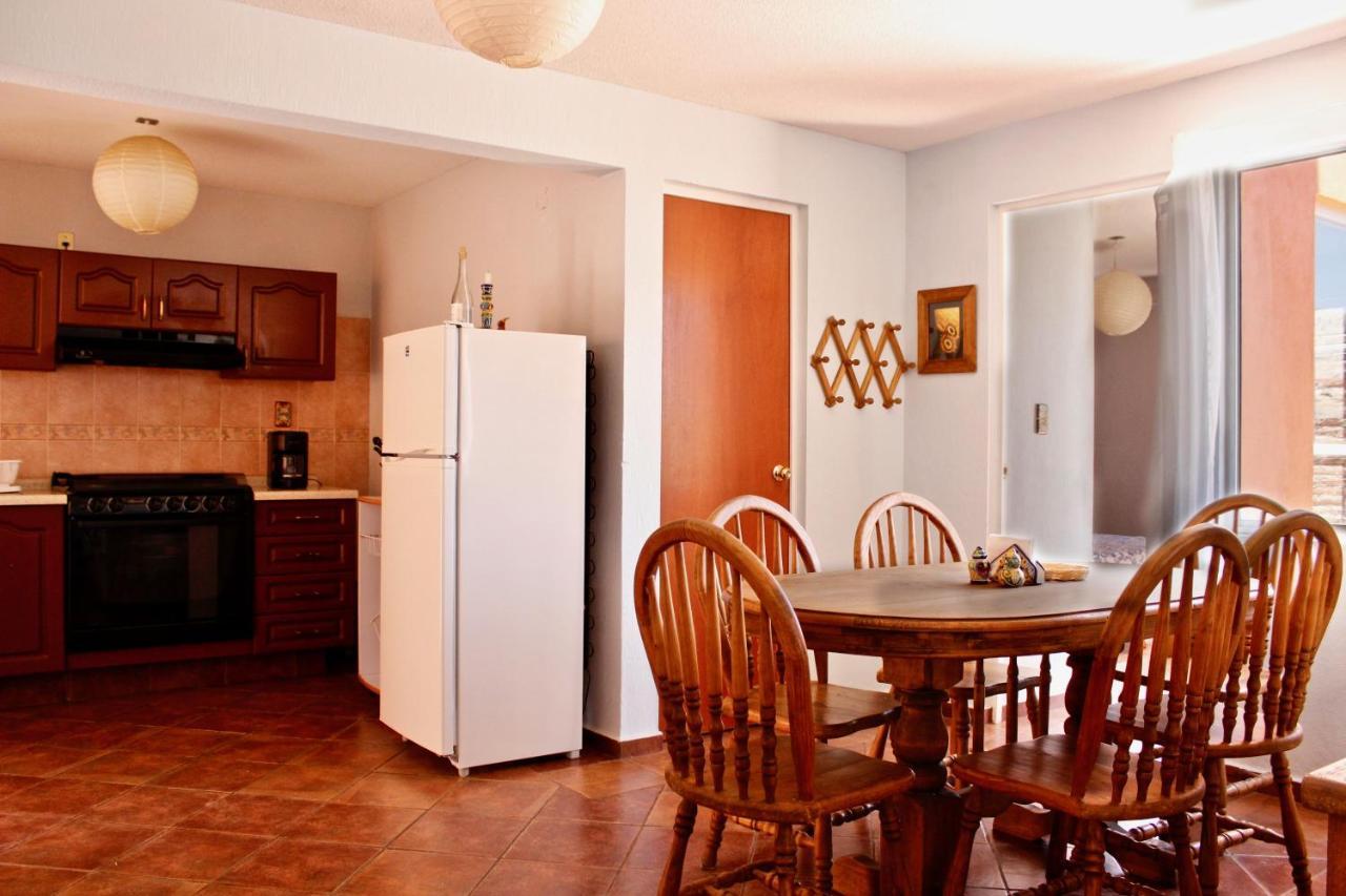 Colorful Family Condo With Terrace And Free Parking Guanajuato Exterior photo