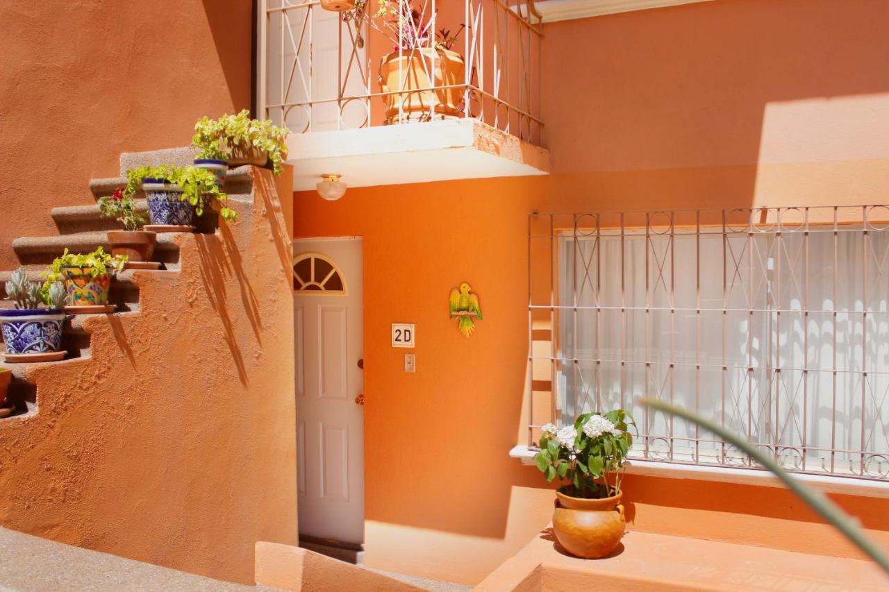 Colorful Family Condo With Terrace And Free Parking Guanajuato Exterior photo
